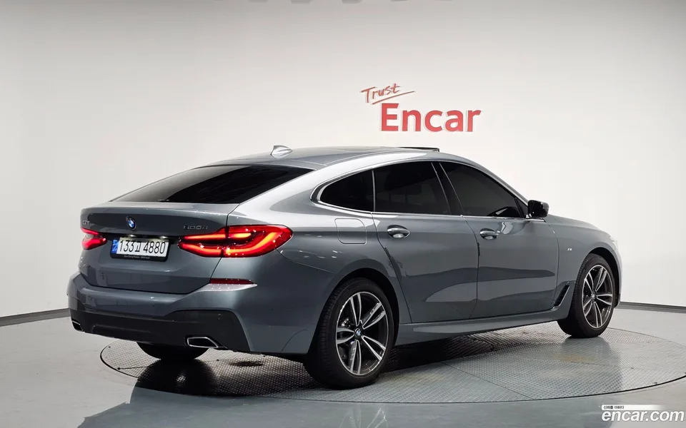 BMW 6 Series GT 620d xDrive M 2022 — миниатюра 2