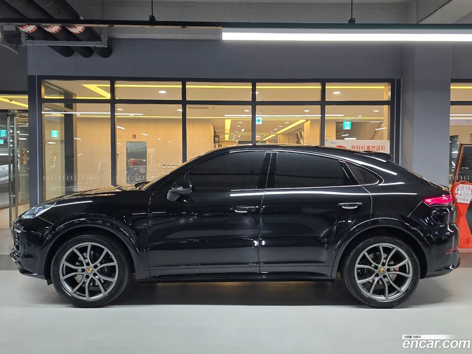 Porsche Cayenne 3.0 2023 — миниатюра 5