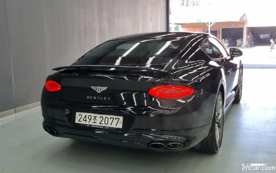 Bentley Continental GT 4.0 GTS 2023 — миниатюра 3