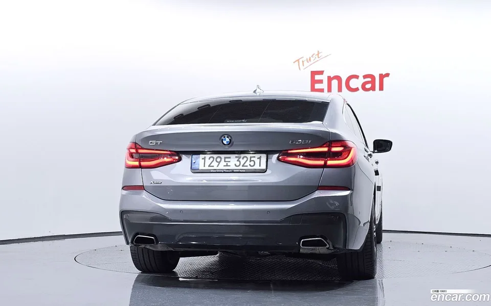BMW 6 Series GT 630i xDrive M 2023 — миниатюра 4