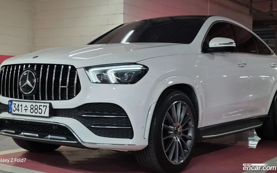 Mercedes-Benz GLE-Class GLE400d 4MATIC 2023 — миниатюра 3