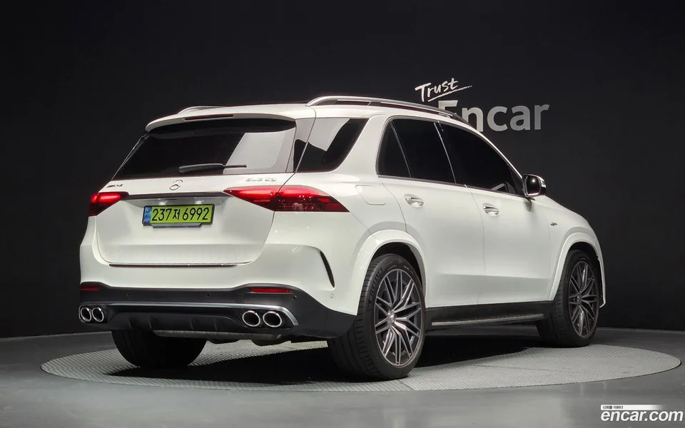 Mercedes-Benz GLE-Class AMG GLE53 4MATIC+ 2024 — миниатюра 2