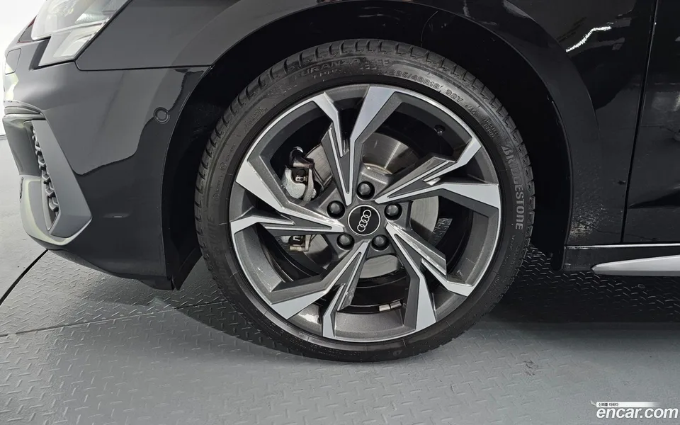 Audi A3 (8Y) 40 TFSI 2024 — миниатюра 5
