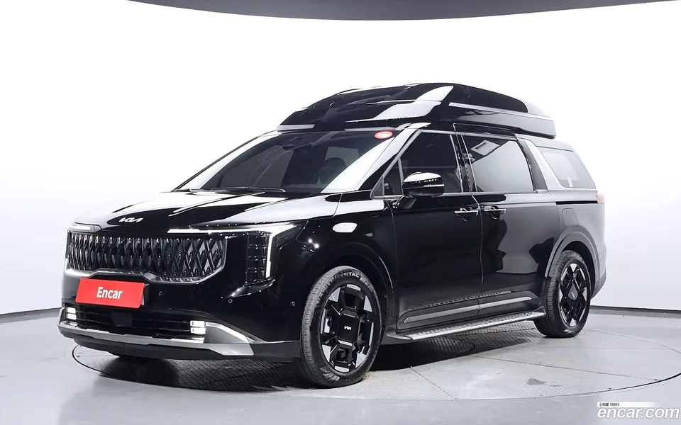 Kia Carnival HEV 9 2024 — фото 1, купить с доставкой в Москву