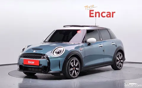 MINI Cooper S 2023 купить в Москве