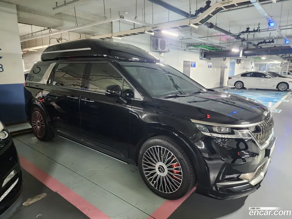 Kia Carnival 9 () 2022 — миниатюра 2