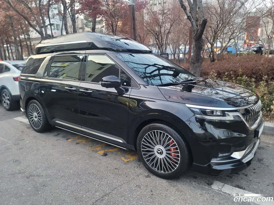 Kia Carnival 9 () 2022 — миниатюра 4
