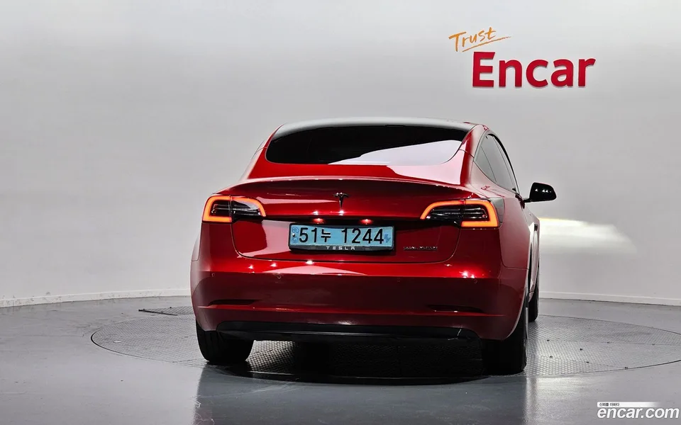 Tesla Model 3 RWD 2022 — миниатюра 4