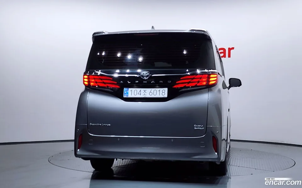 Toyota Alphard 2.5 HEV AWD 2024 — миниатюра 4