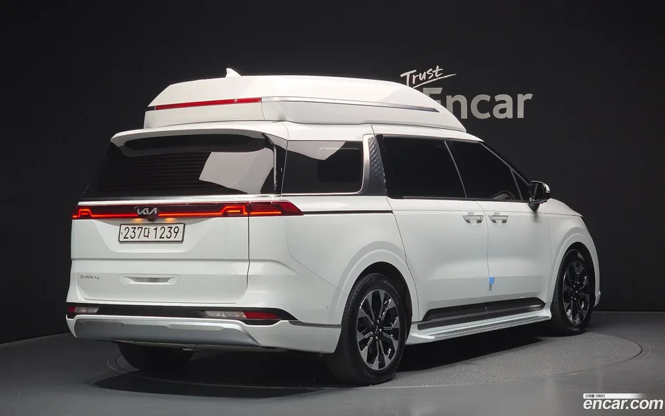 Kia Carnival 9 2022 — миниатюра 2