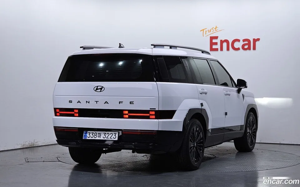 Hyundai SantaFe HEV 1.6 4WD 2023 — миниатюра 2