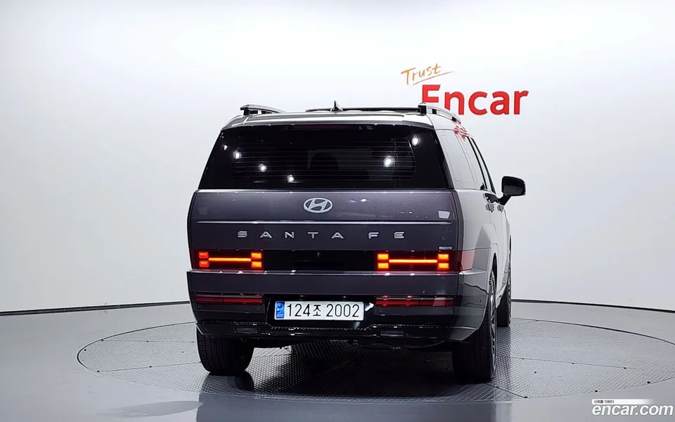 Hyundai Santa Fe HEV 1.6 4WD 2023 — миниатюра 4
