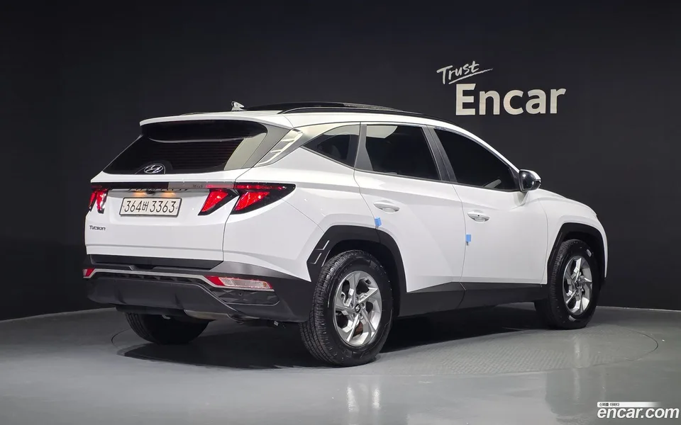 Hyundai Tucson 2.0 2WD 2023 — миниатюра 2