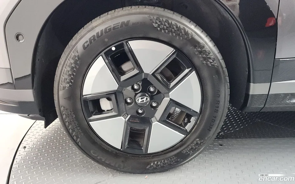 Hyundai Santa Fe HEV 1.6 2WD 2024 — миниатюра 5