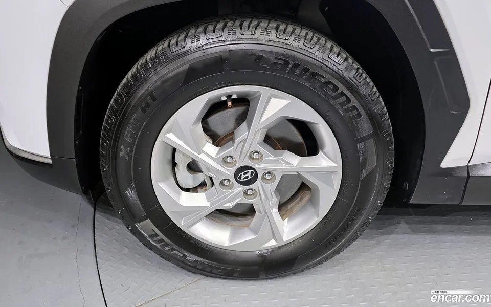 Hyundai Tucson 2.0 2WD 2023 — миниатюра 5