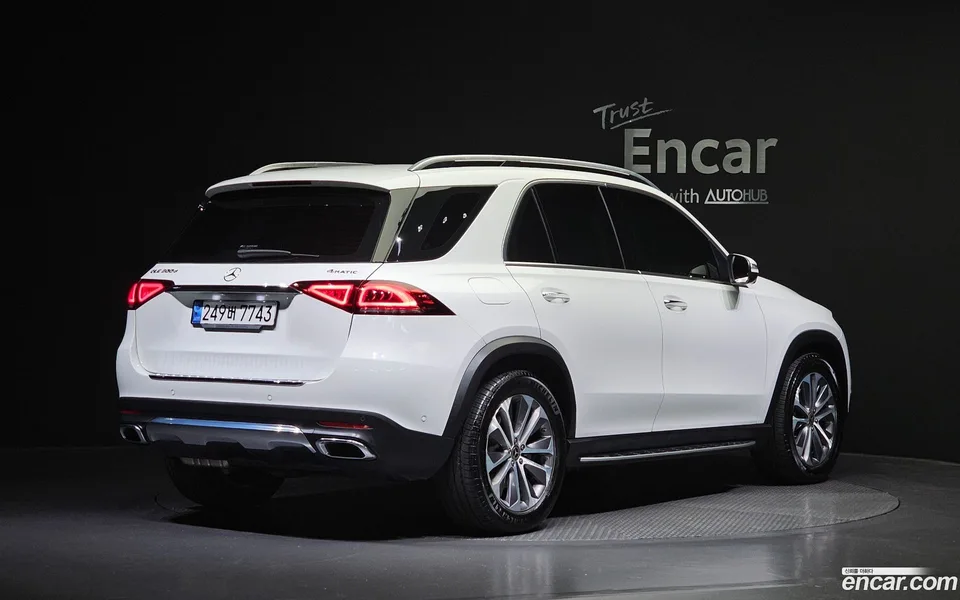 Mercedes-Benz GLE-Class GLE300d 4MATIC 2022 — миниатюра 2