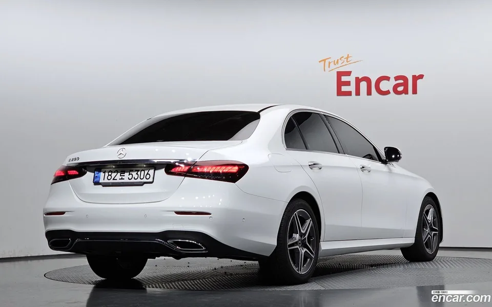 Mercedes-Benz E-Class E250 AMG Line 2022 — миниатюра 2