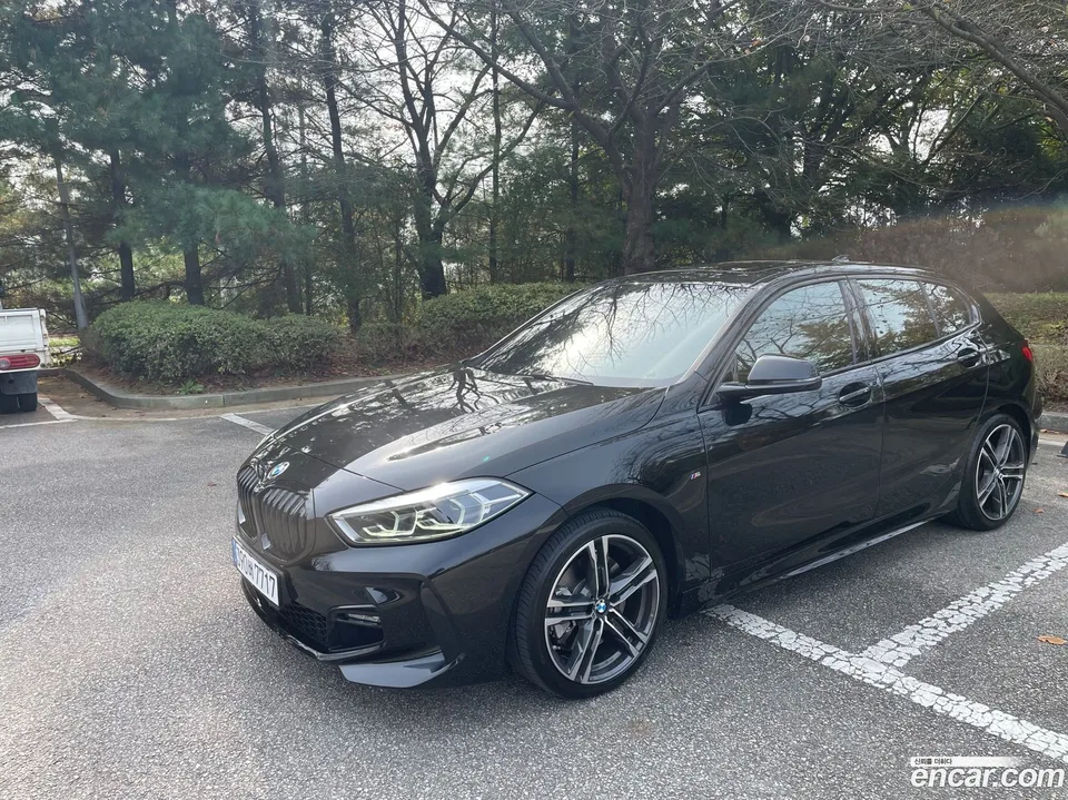 BMW 1 Series 120i M 2024 — миниатюра 2