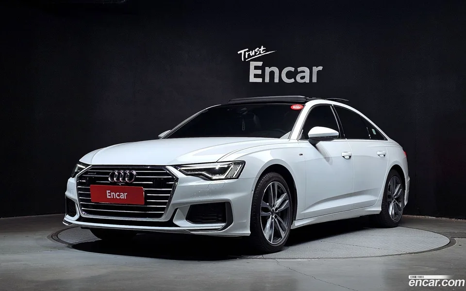 Audi A6 45 TFSI 2022 — фото 1, купить с доставкой в Москву