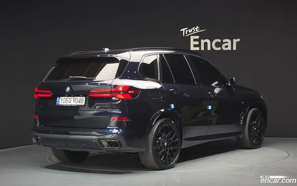 BMW X5 xDrive 40i M 2023 — миниатюра 2