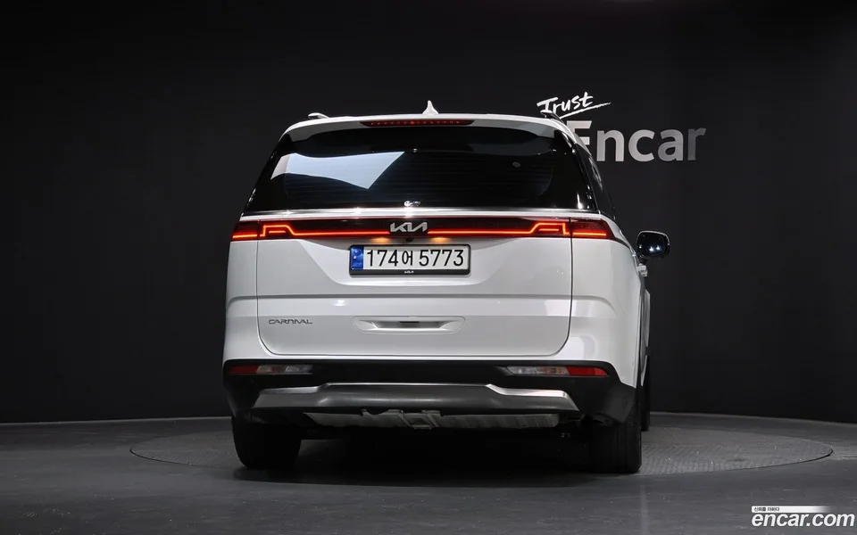 Kia Carnival 7 2023 — миниатюра 4