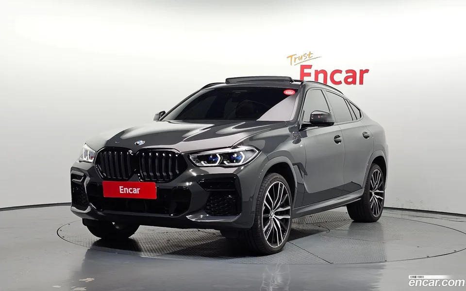 BMW X6 xDrive40d M 2023 — фото 1, купить с доставкой в Москву