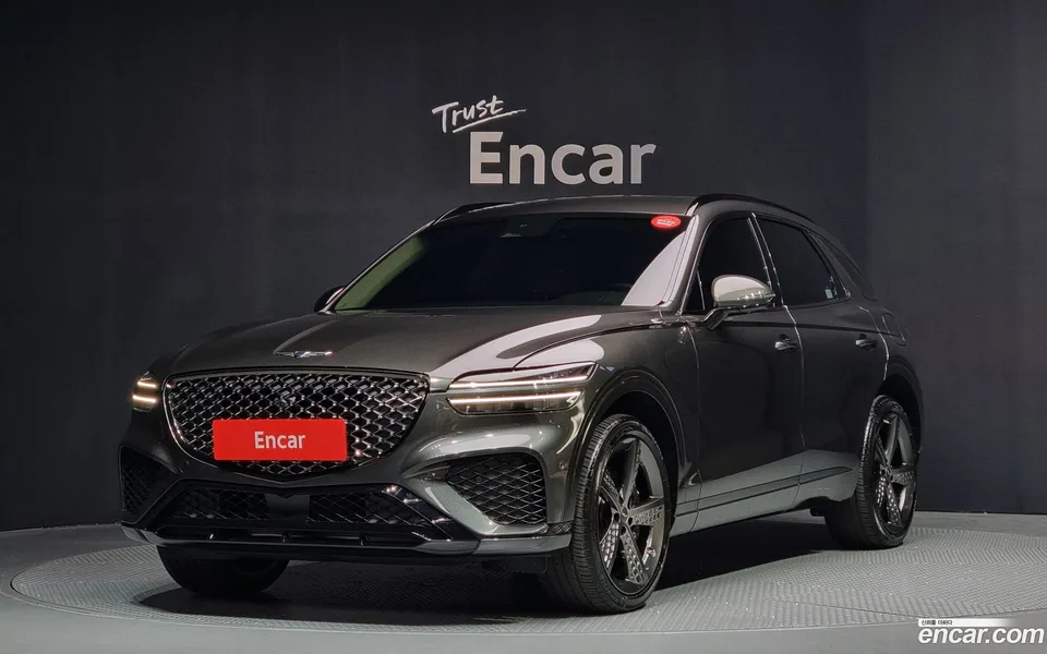 Genesis GV70 2.5T AWD 2023 — фото 1, купить с доставкой в Москву