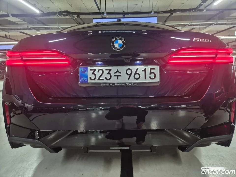 BMW 5 Series 520i M 2025 — миниатюра 3