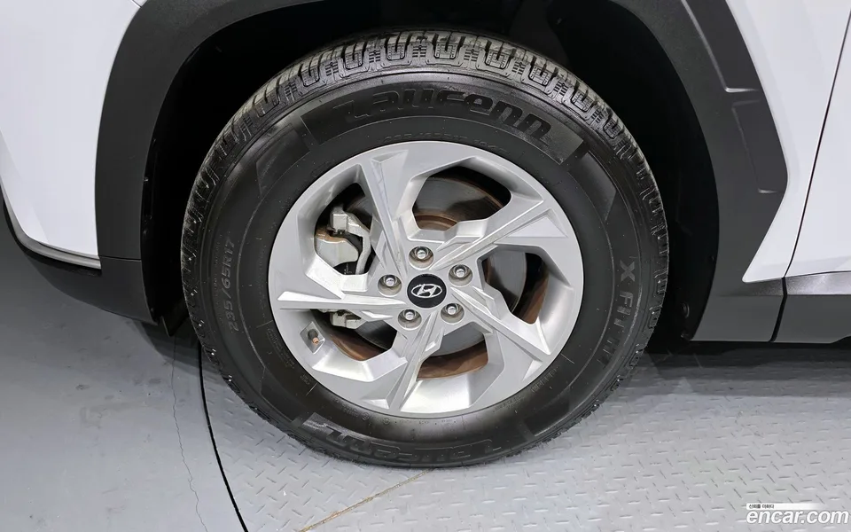 Hyundai Tucson 2.0 2WD 2023 — миниатюра 5