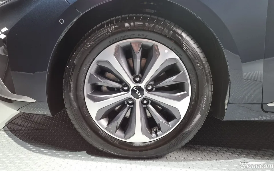Kia K8 Hybrid 2023 — миниатюра 5