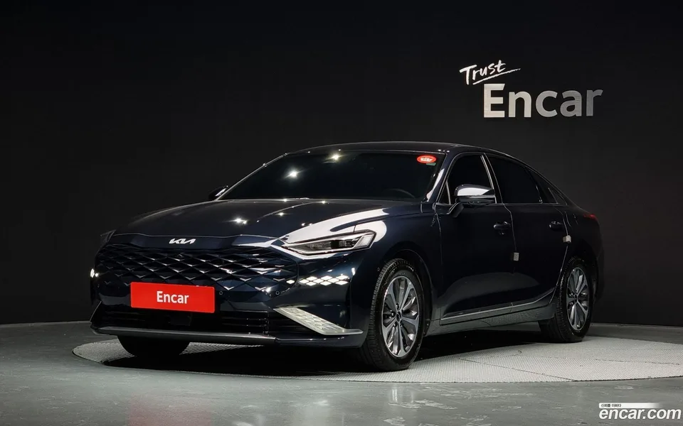 Kia K8 Hybrid 2023 — фото 1, купить с доставкой в Москву
