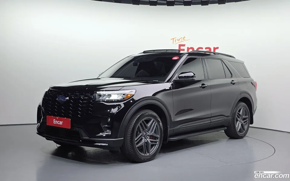 Ford Explorer 2.3 ST- 4WD 2025 — фото 1, купить с доставкой в Москву