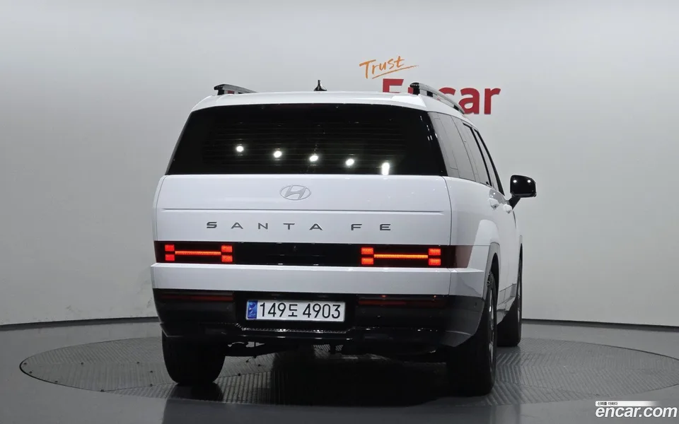 Hyundai SantaFe HEV 1.6 2WD 2023 — миниатюра 4
