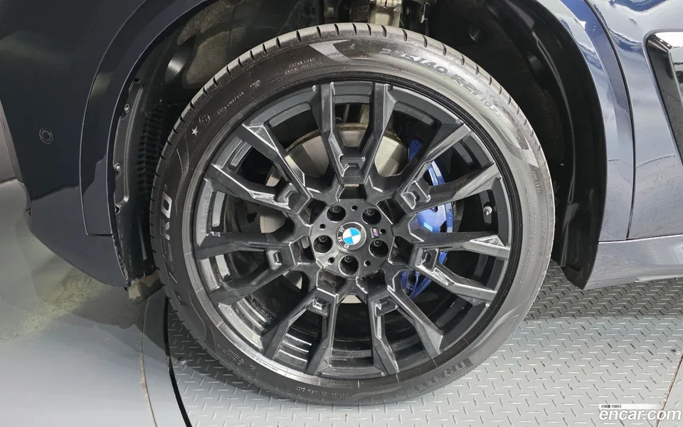BMW X5 xDrive 40i M 2023 — миниатюра 5