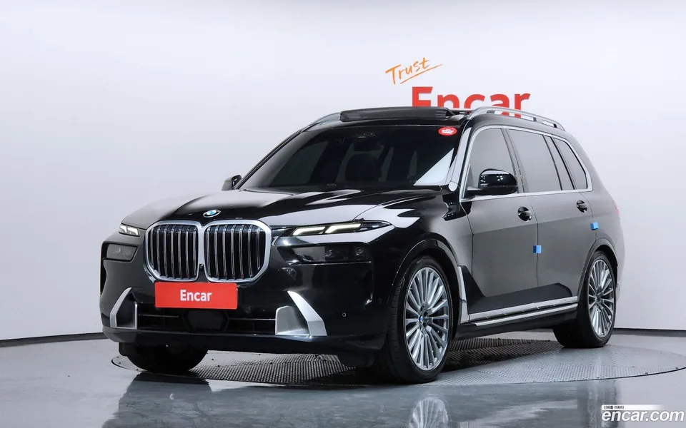 BMW X7 xDrive 40i 7 2023 — миниатюра 3