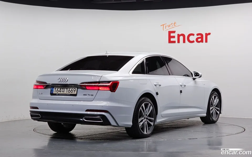 Audi A6 45 TFSI 2023 — миниатюра 2