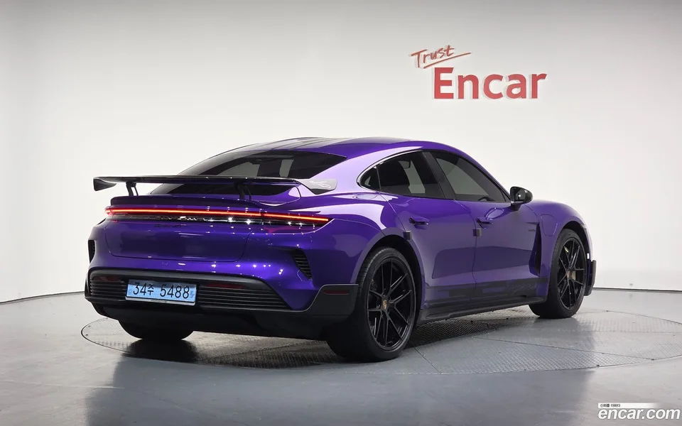 Porsche Taycan GT 2025 — миниатюра 2