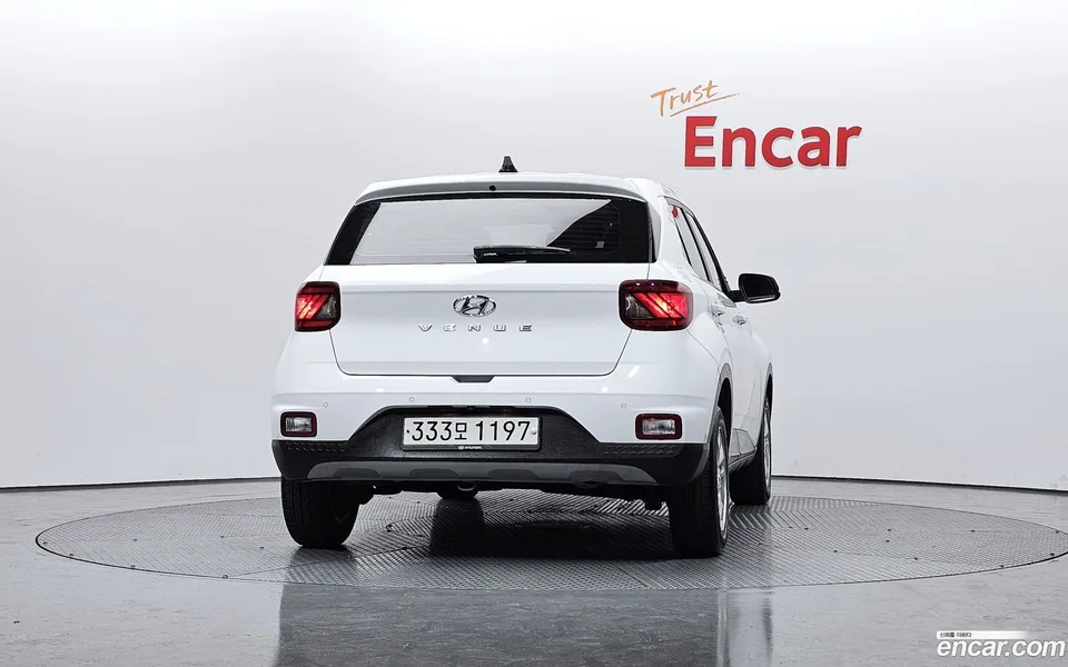 Hyundai Venue 1.6 2023 — миниатюра 4