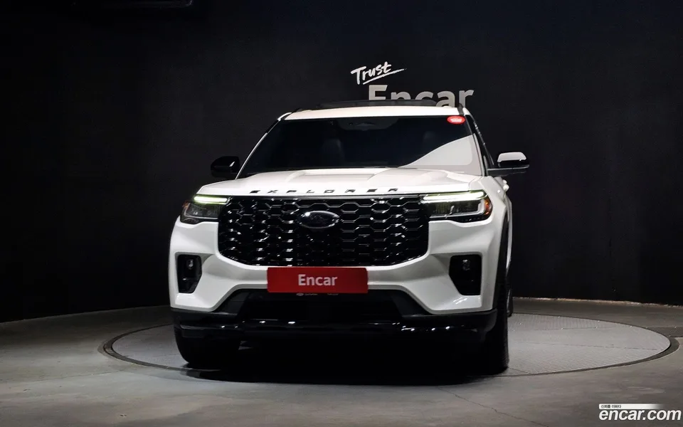 Ford Explorer 2.3 ST- 4WD 2025 — миниатюра 3