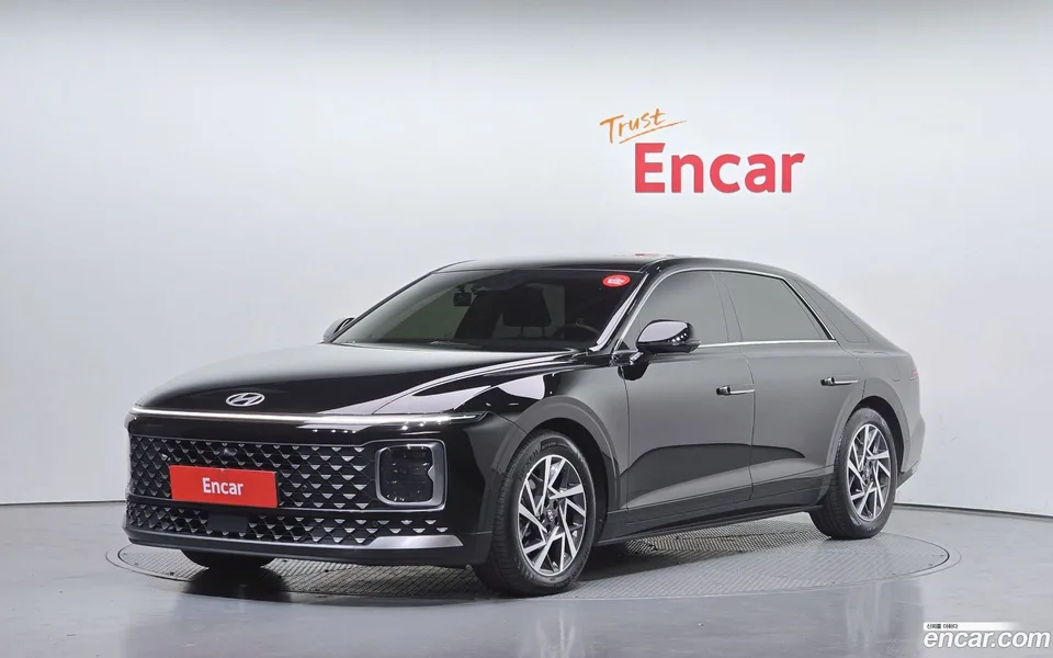 Hyundai Grandeur Hybrid 2023 — фото 1, купить с доставкой в Москву