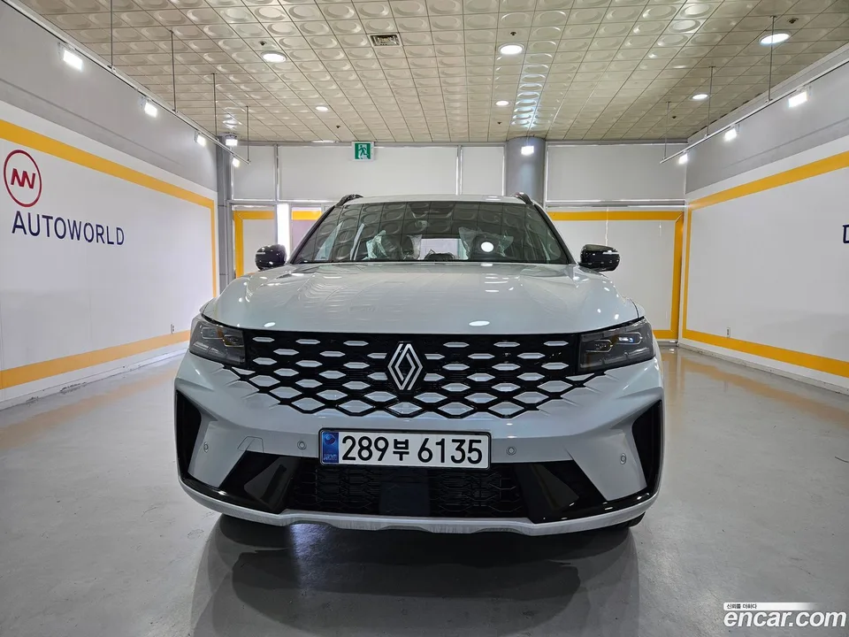 Renault Samsung Grand Koleos 1.5 E-TECH 2WD 2025 — миниатюра 2