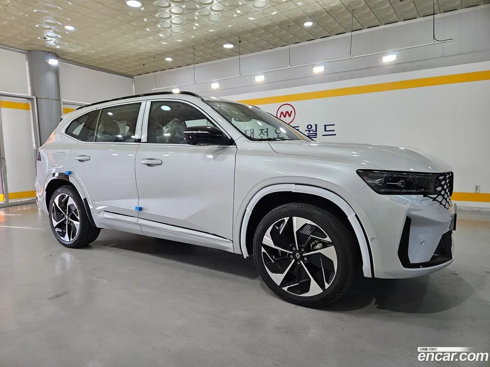 Renault Samsung Grand Koleos 1.5 E-TECH 2WD 2025 — миниатюра 4