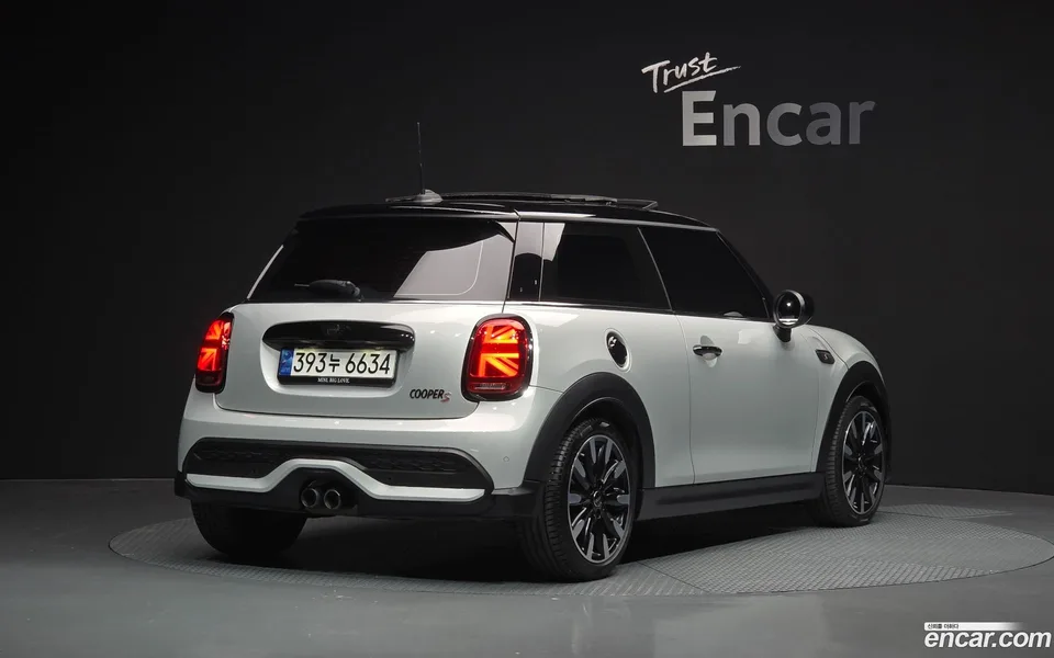 MINI Cooper S 2022 — миниатюра 2