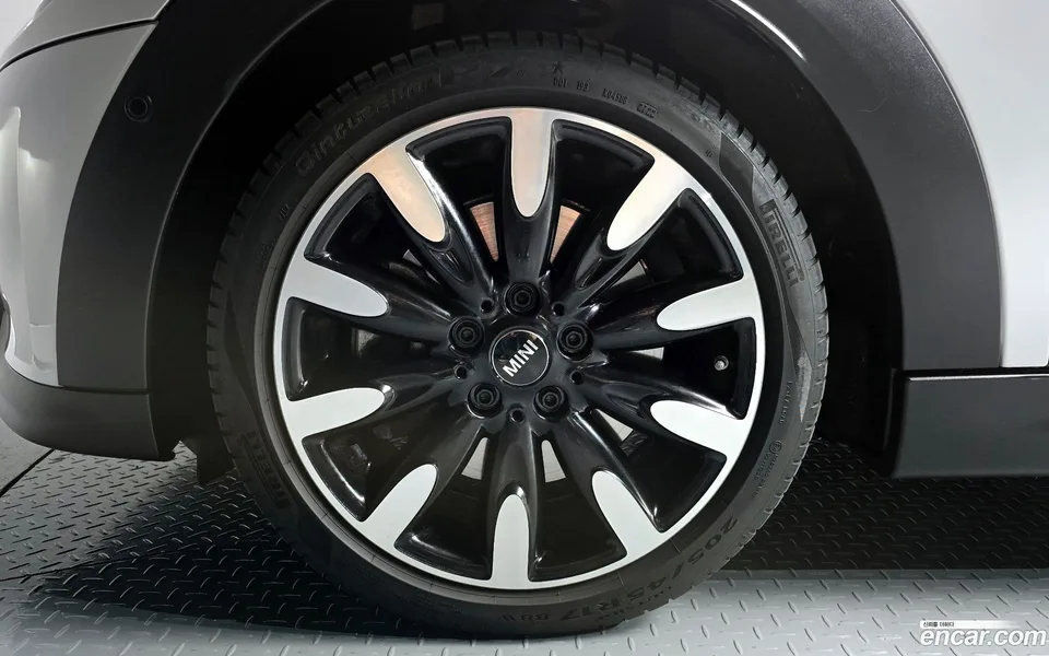 MINI Cooper S 2022 — миниатюра 5
