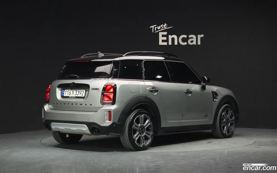 MINI Cooper S Countryman ALL4 2023 — миниатюра 2