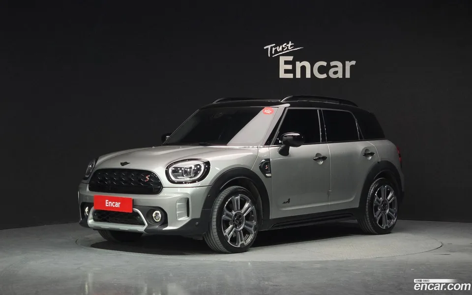 MINI Cooper S Countryman ALL4 2023 — фото 1, купить с доставкой в Москву