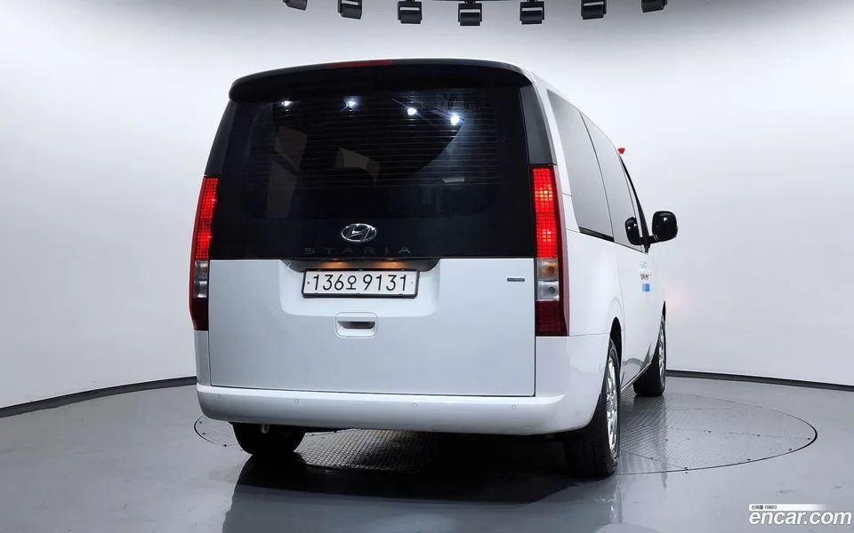 Hyundai Staria 4WD 9 2022 — миниатюра 4