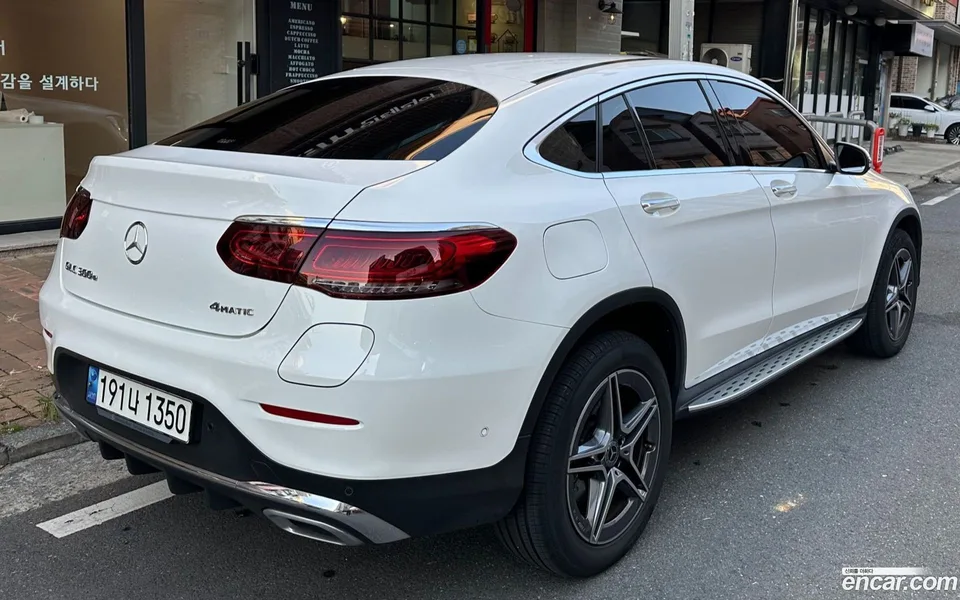 Mercedes-Benz GLC-Class GLC300e 4MATIC 2023 — миниатюра 4