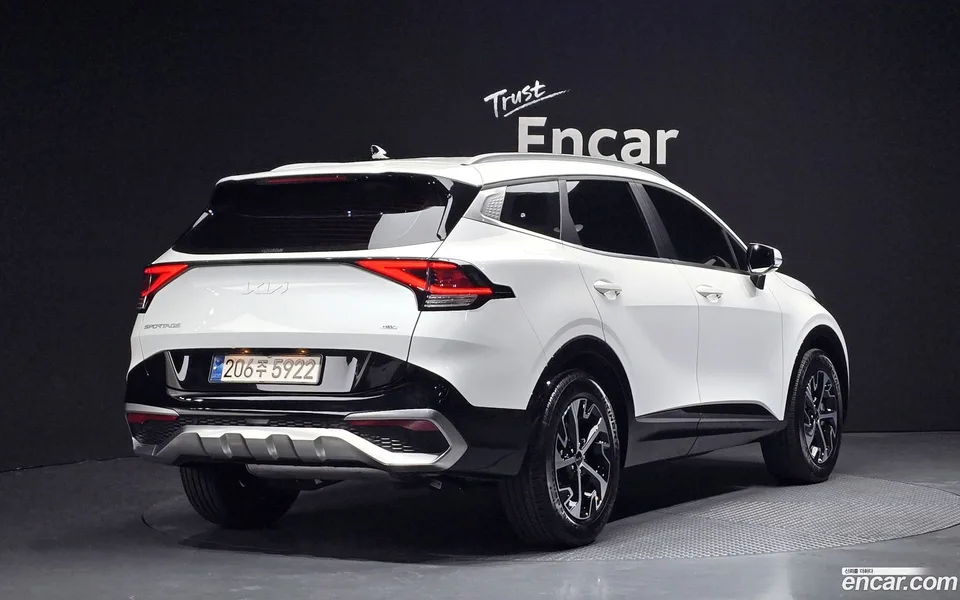 Kia Sportage Hybrid 2WD 2024 — миниатюра 2