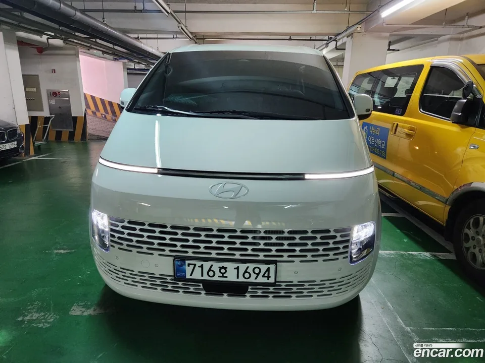 Hyundai Staria HEV 1.6 11 2025 — миниатюра 3